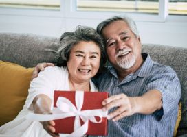 10 Ucapan Selamat Hari Jadi untuk Orang Tua yang Penuh Makna
