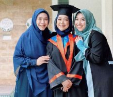 30 Ucapan Selamat Wisuda untuk Adik dalam Bahasa Inggris dan Artinya