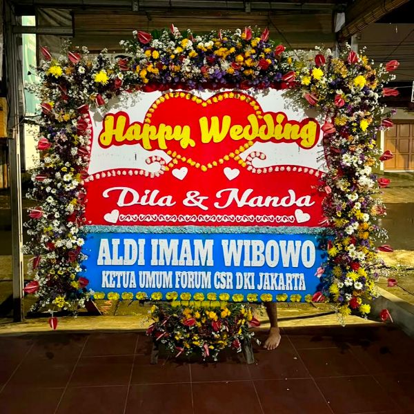 Papan bunga happy wedding Medan mewah